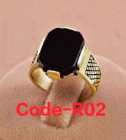 Italian Bio Black Stone Rings Mens golden & black Colour R02